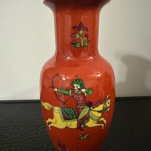 Vibrant Orange 1642 Vase Persian Hunter Circa 7 Inches Tall Pre-Owned